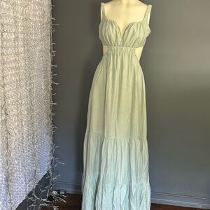 Elegant Light Green Maxi Dress